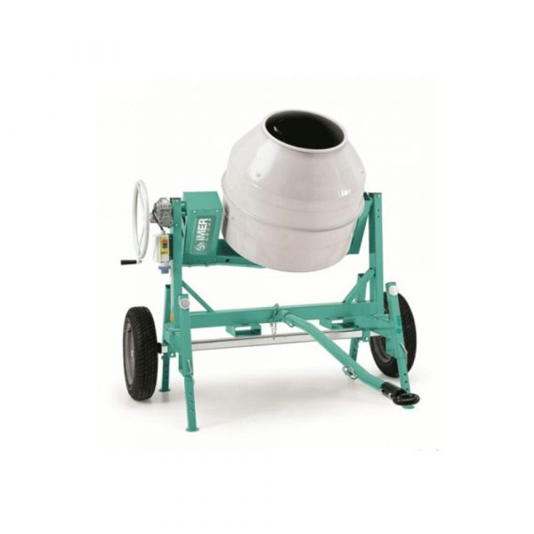 Photo de la bétonnière électrique tractable IMER, cuve de 345 litres, disponible à la location à Claret 34270, Quissac, Sauve, Saint-Mathieu-de-Tréviers dans l'Hérault et le Gard, idéale pour mélanger de grandes quantités de béton sur les chantiers de construction et rénovation. Esprit Bâtisseur location.